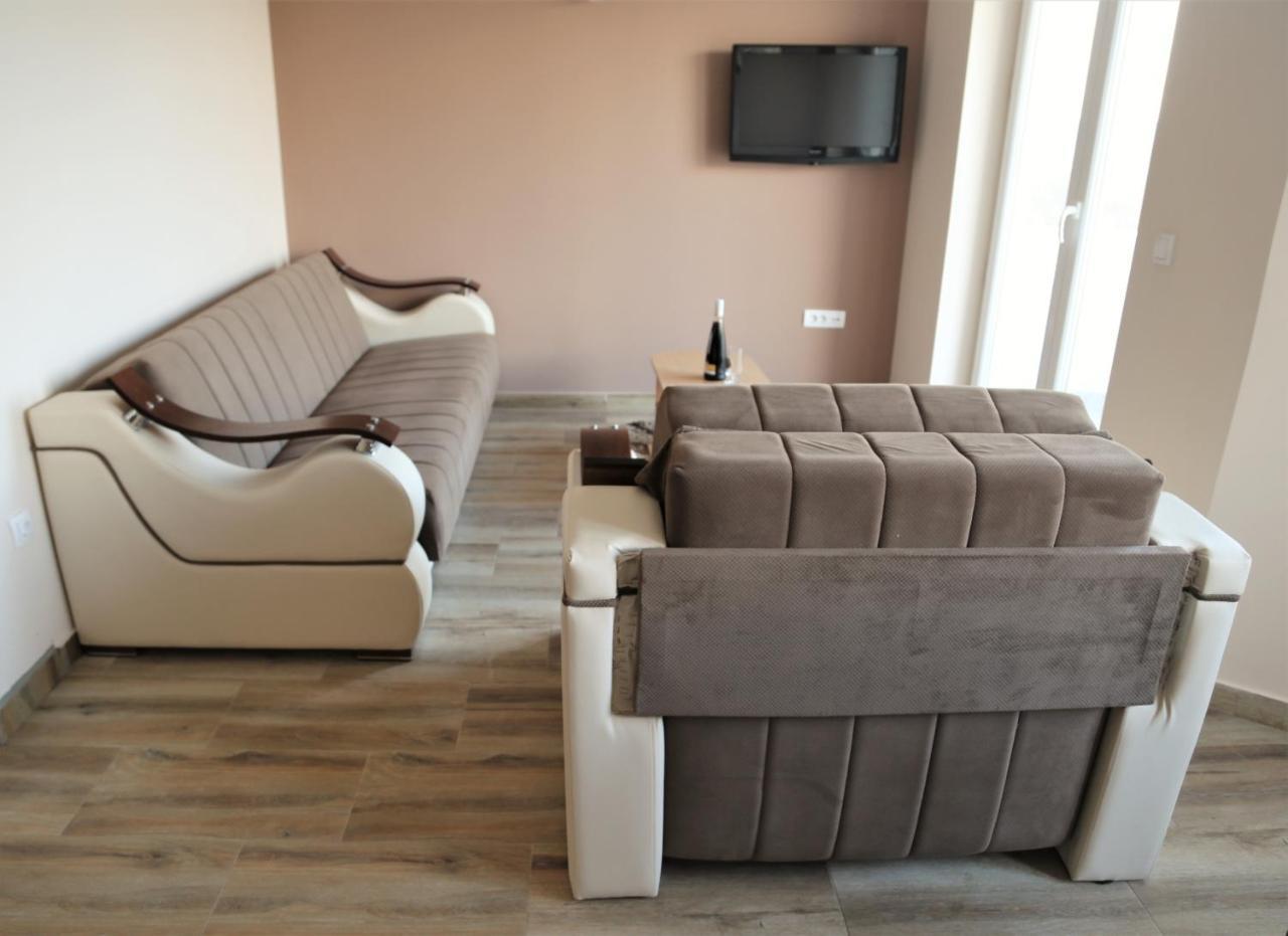 Fruskogorska Idila Apartmani Rednek Kültér fotó