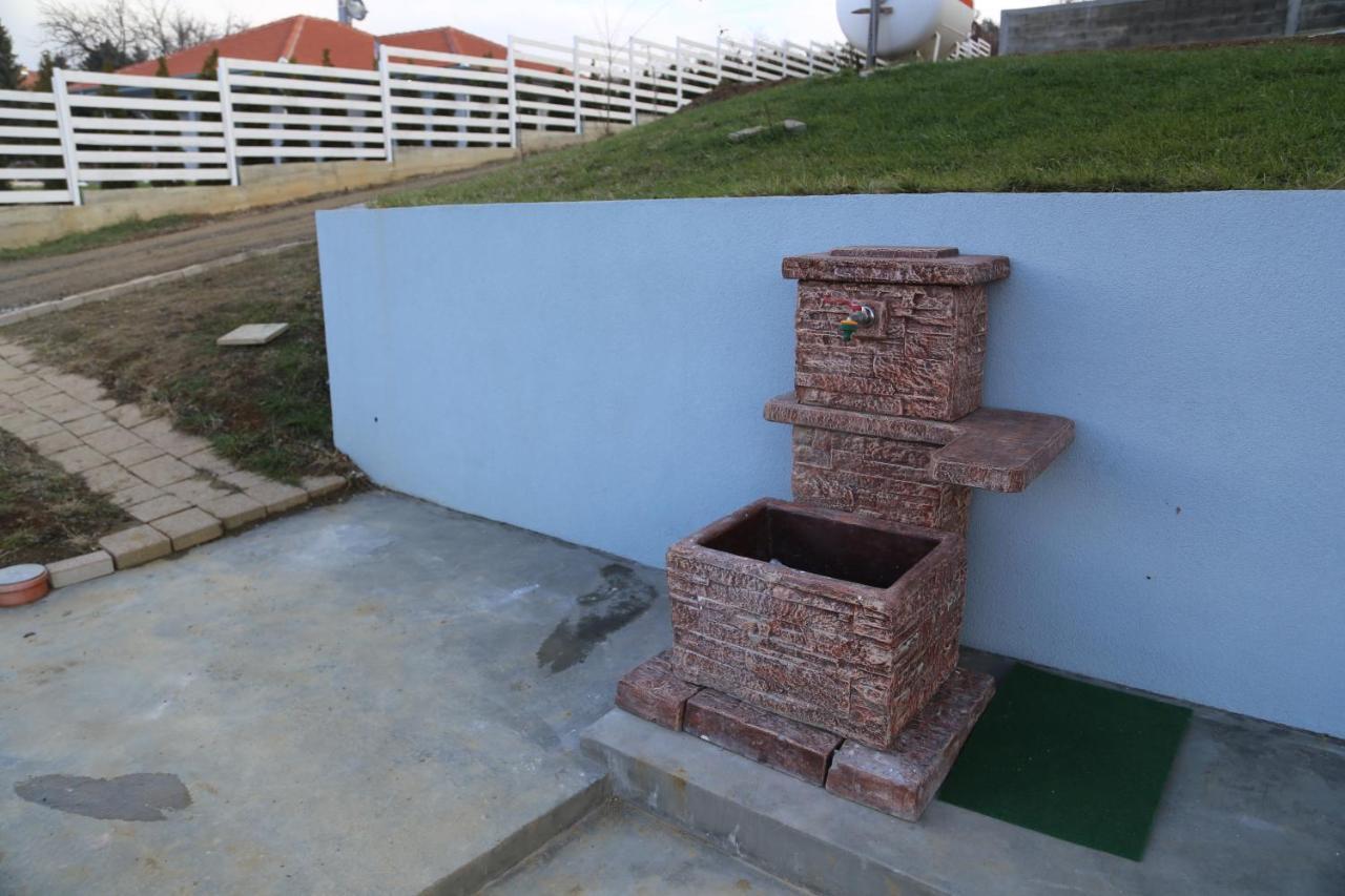 Fruskogorska Idila Apartmani Rednek Kültér fotó
