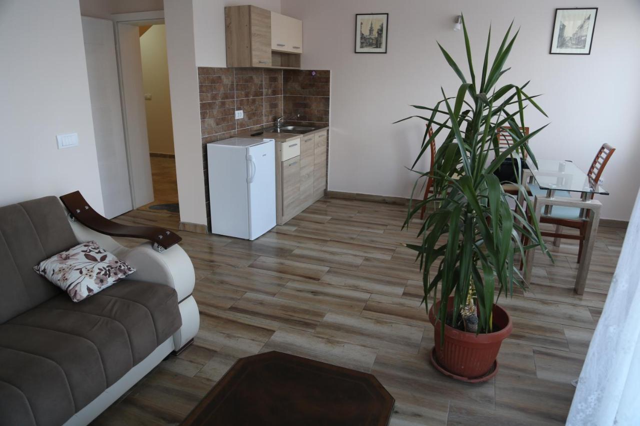 Fruskogorska Idila Apartmani Rednek Kültér fotó